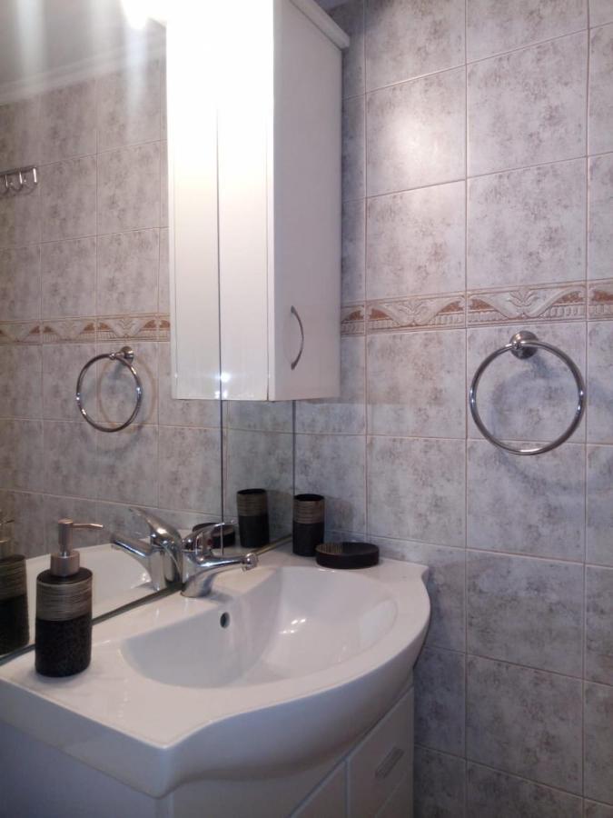 Olibia Apartment เอเธนส์ ภายนอก รูปภาพ