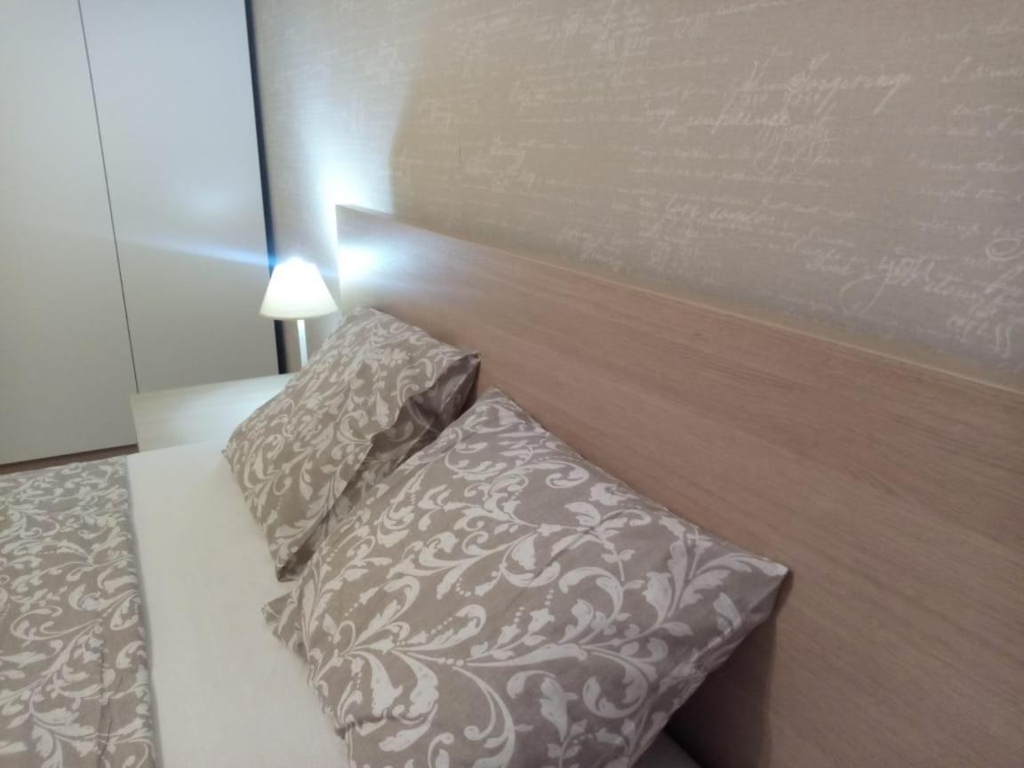 Olibia Apartment เอเธนส์ ภายนอก รูปภาพ