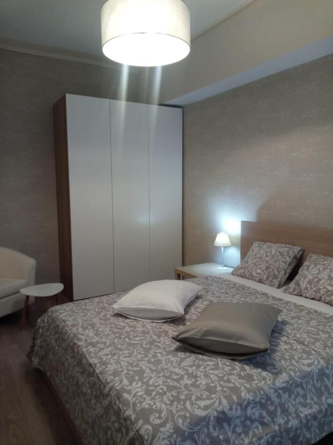 Olibia Apartment เอเธนส์ ภายนอก รูปภาพ